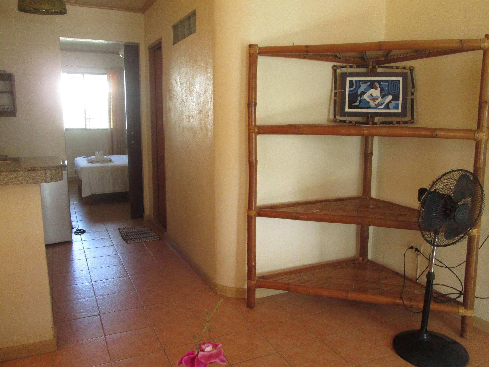 Hotel Sulu Plaza à Manoc-Manoc Extérieur photo
