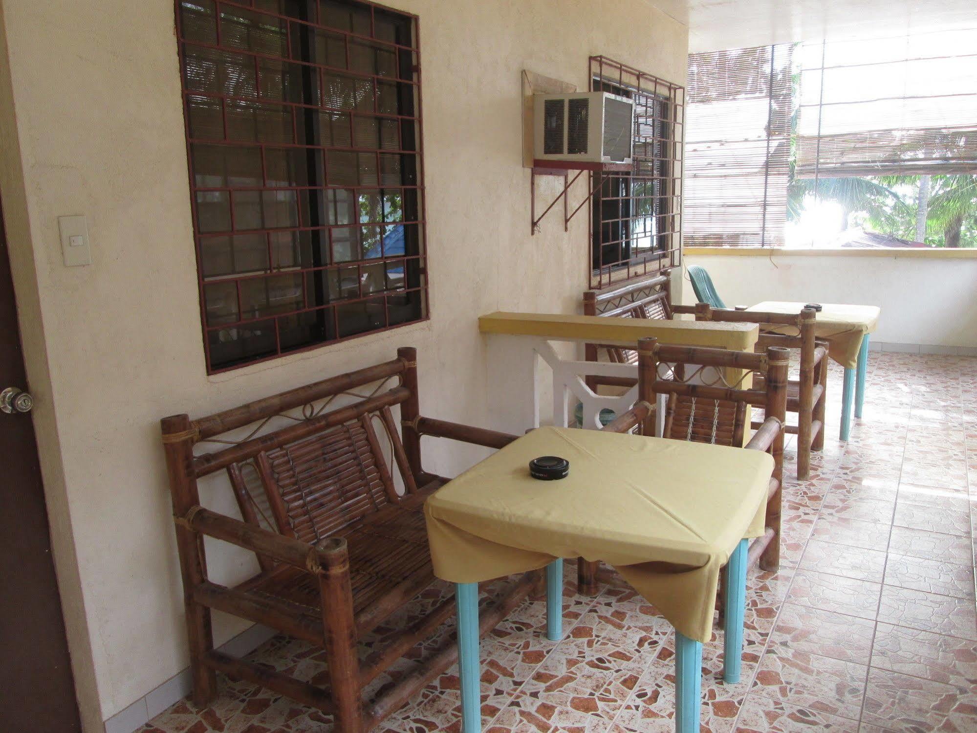 Hotel Sulu Plaza à Manoc-Manoc Extérieur photo