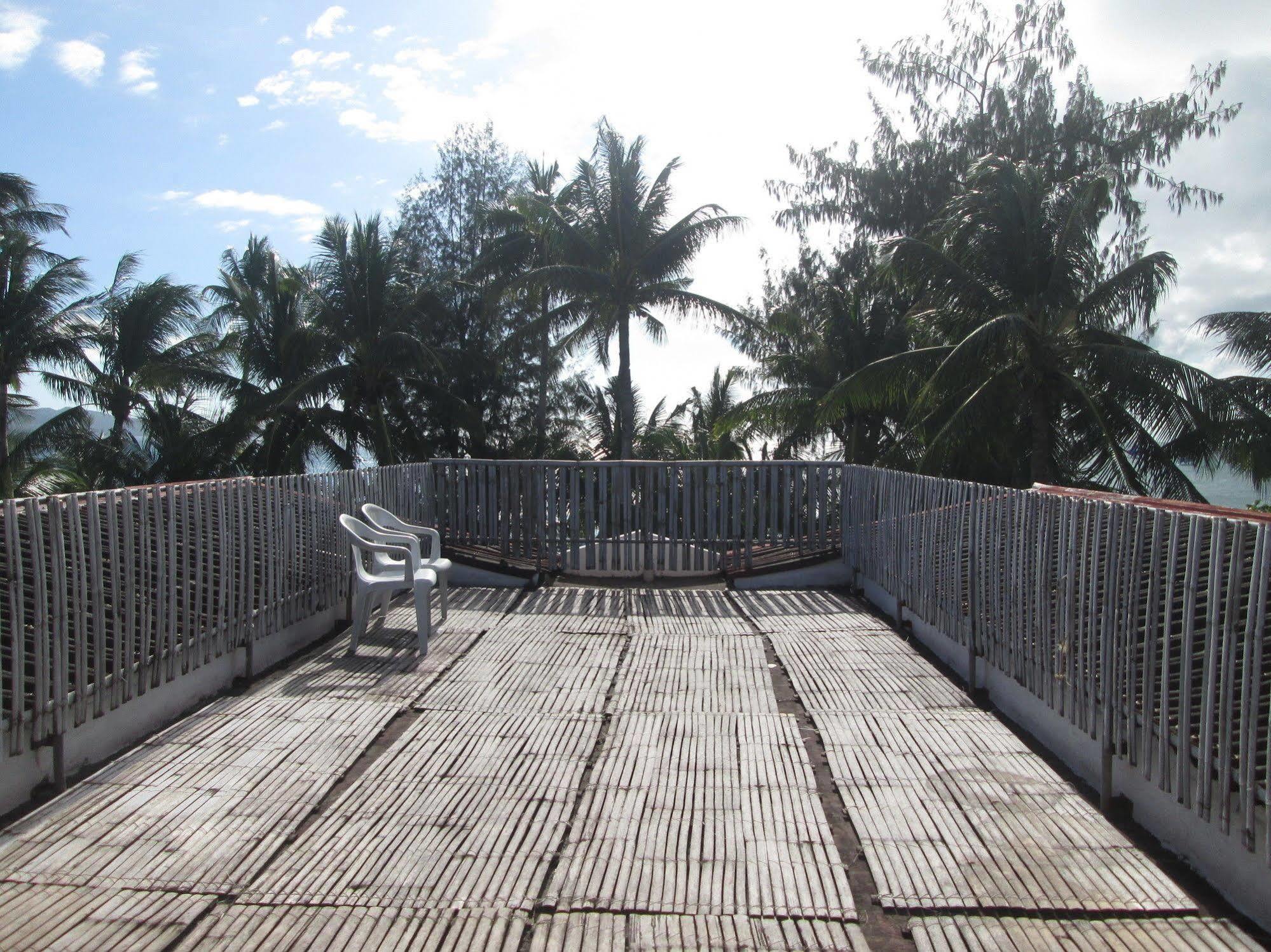 Hotel Sulu Plaza à Manoc-Manoc Extérieur photo